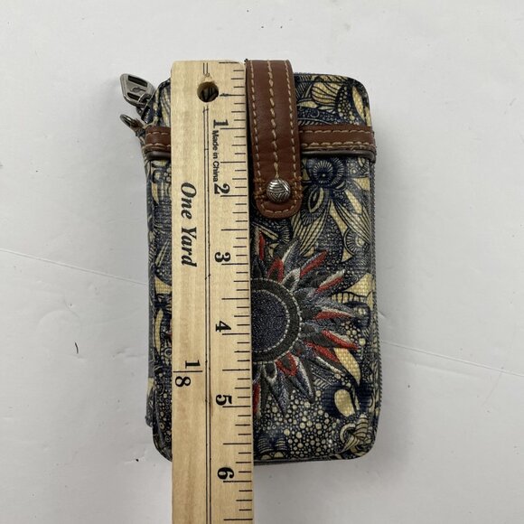 Sakroots Smartphone Wristlet Wallet Purse Crossbody Zip Around Card Slots - Picture 16 of 16